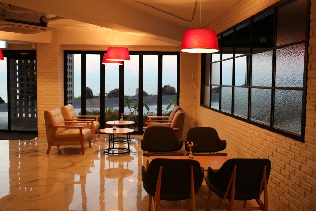 Plumeria Pension Jeju by Eksteriør bilde