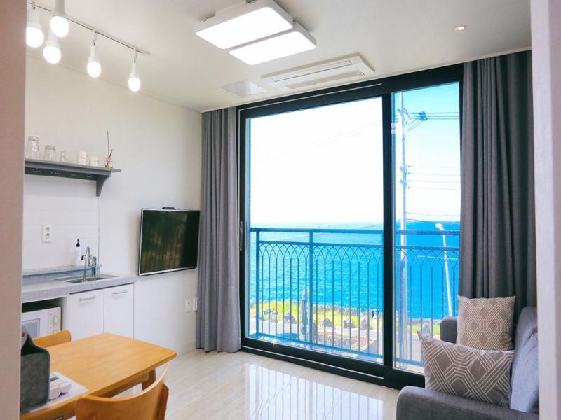 Plumeria Pension Jeju by Eksteriør bilde